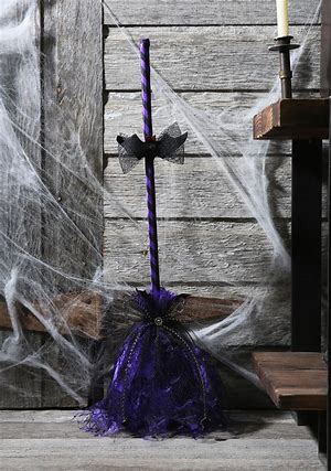 Halloween Broomstix Wax Melt Snap Bar - Candles Sniffs & Gifts 